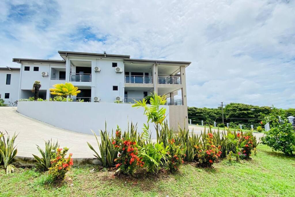 Lovely 4-Bedroom Holiday Home With Free Parking. Lautoka Esterno foto