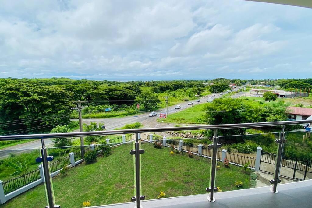 Lovely 4-Bedroom Holiday Home With Free Parking. Lautoka Esterno foto
