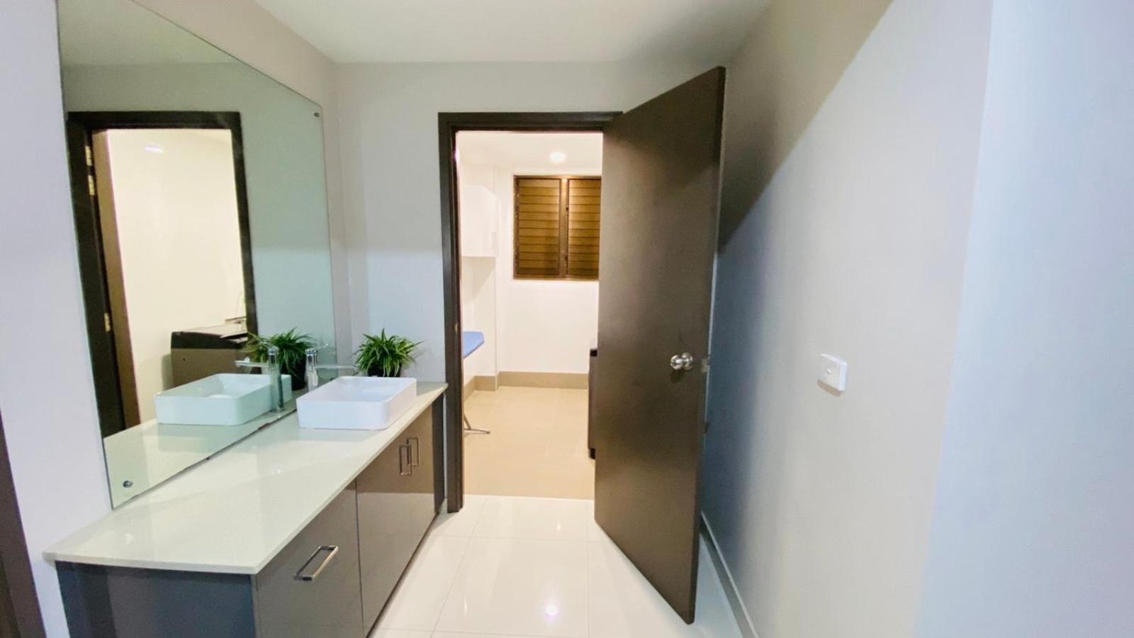 Lovely 4-Bedroom Holiday Home With Free Parking. Lautoka Esterno foto